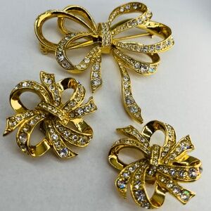 Vintage Festive Bow K.J.L. Avon set/ Brooch and Clip Earrings